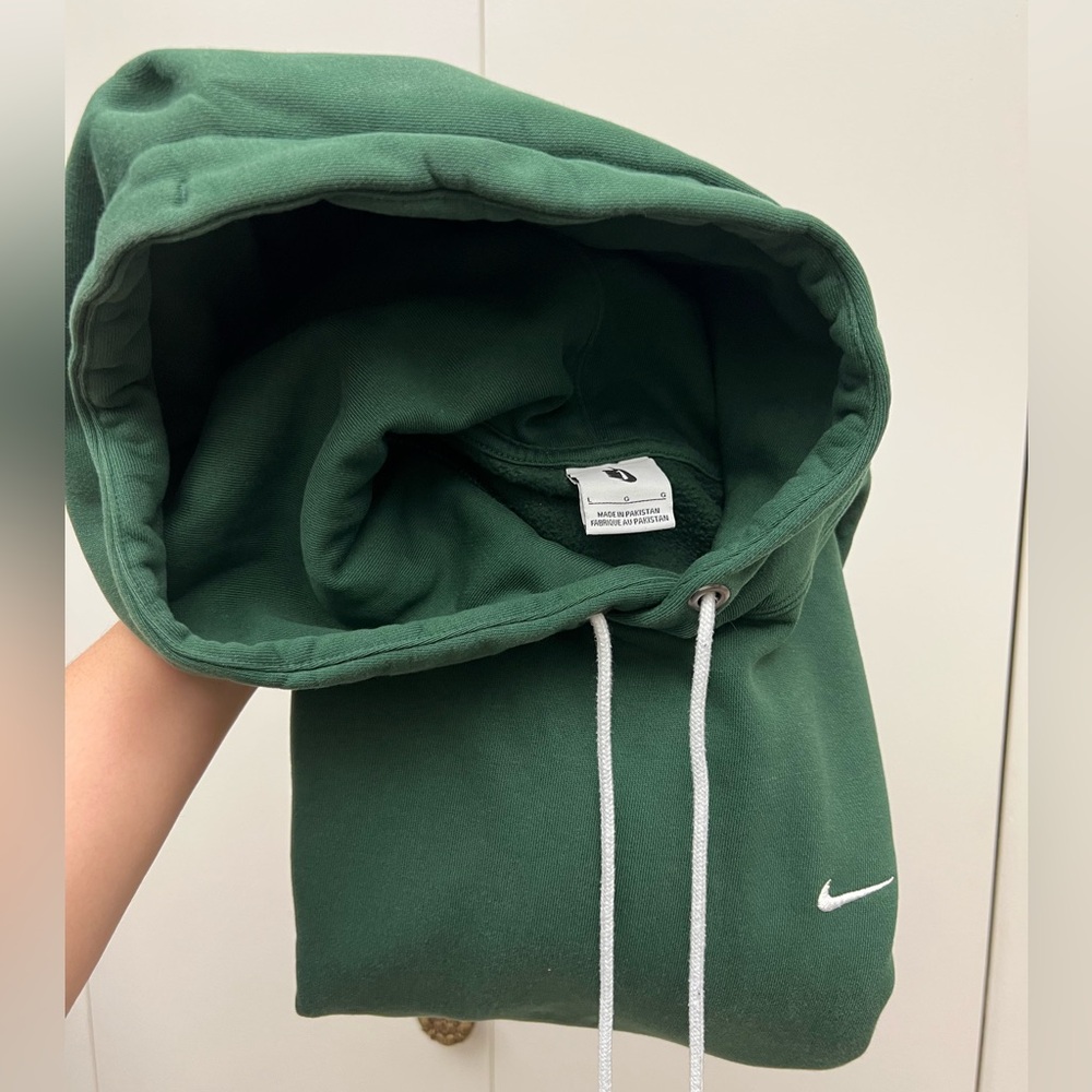 •LIKE NEW•NIKE Solo Swoosh Hoodie